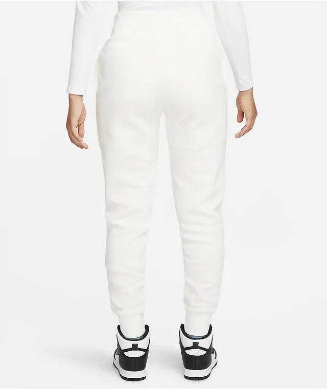 Nike hotsell cream sweatpants