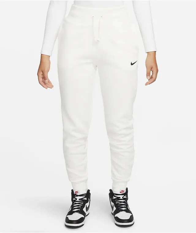 Cream nike sweatpants 2025