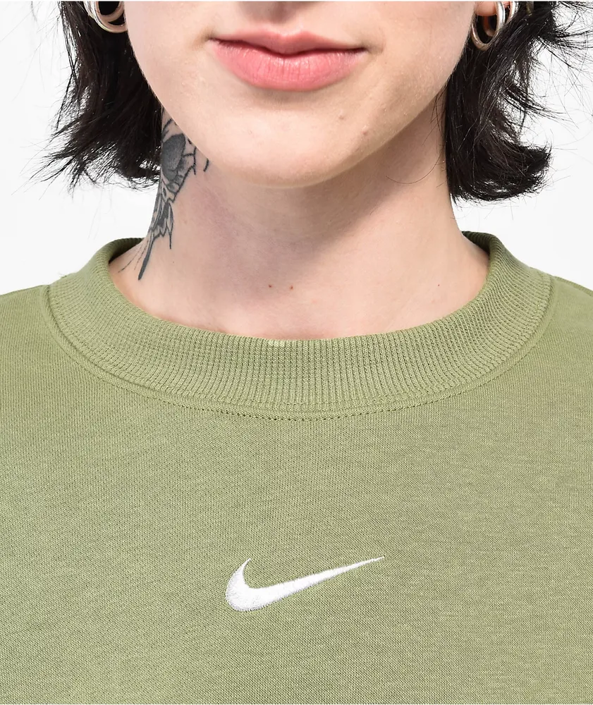 Olive green nike crew neck outlet