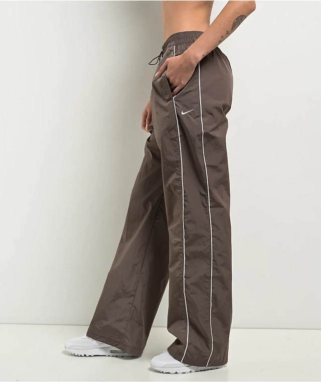Nike Women's Nike Windrunner High-Waisted Woven Open-Hem