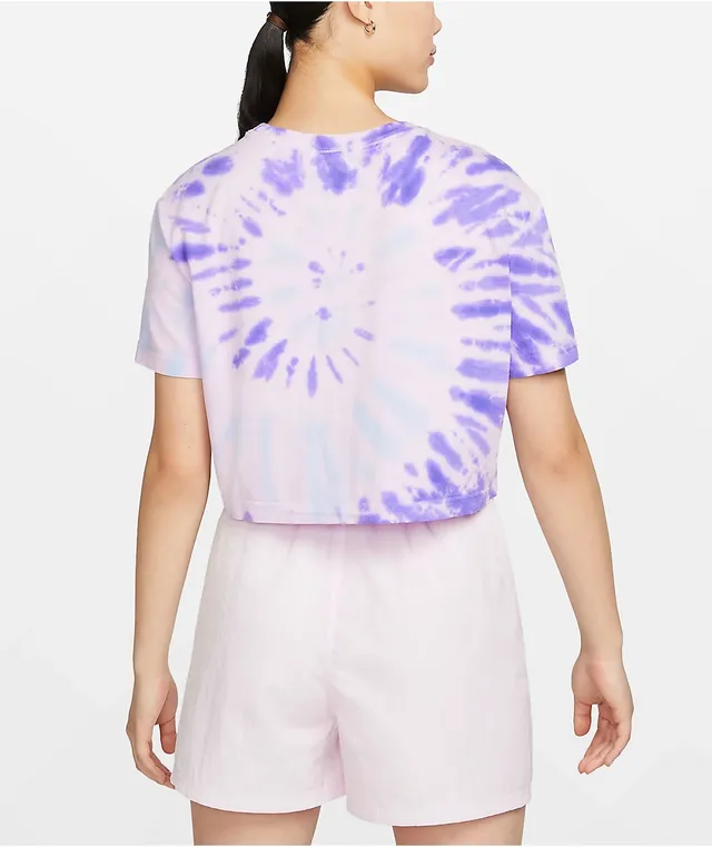 Nike crop top and shorts tie dye best sale
