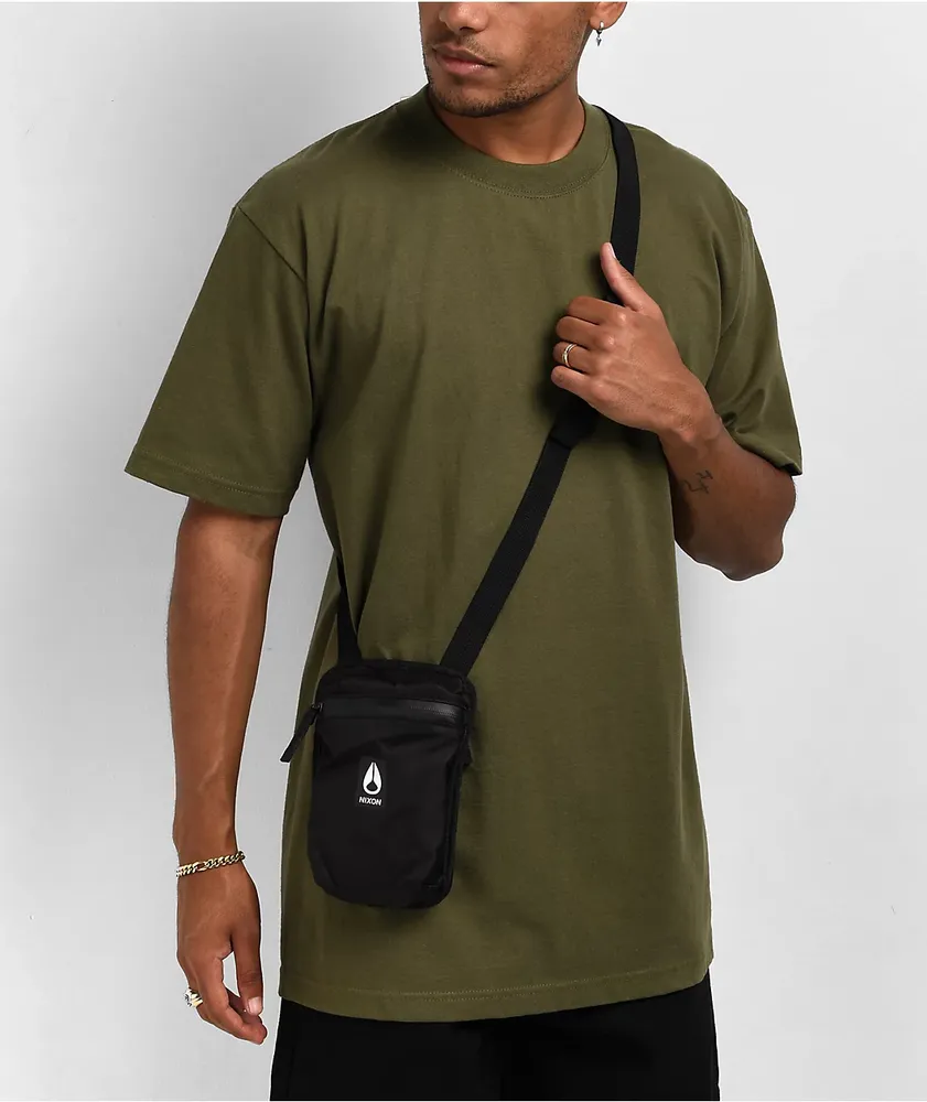 Zumiez best sale crossbody bag