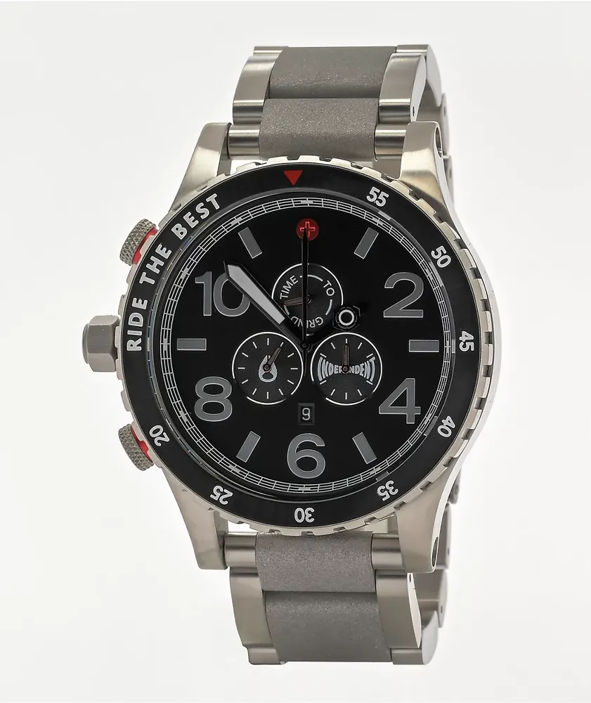 Nixon x Independent 51-30 Silver Chronograph Watch | CoolSprings 