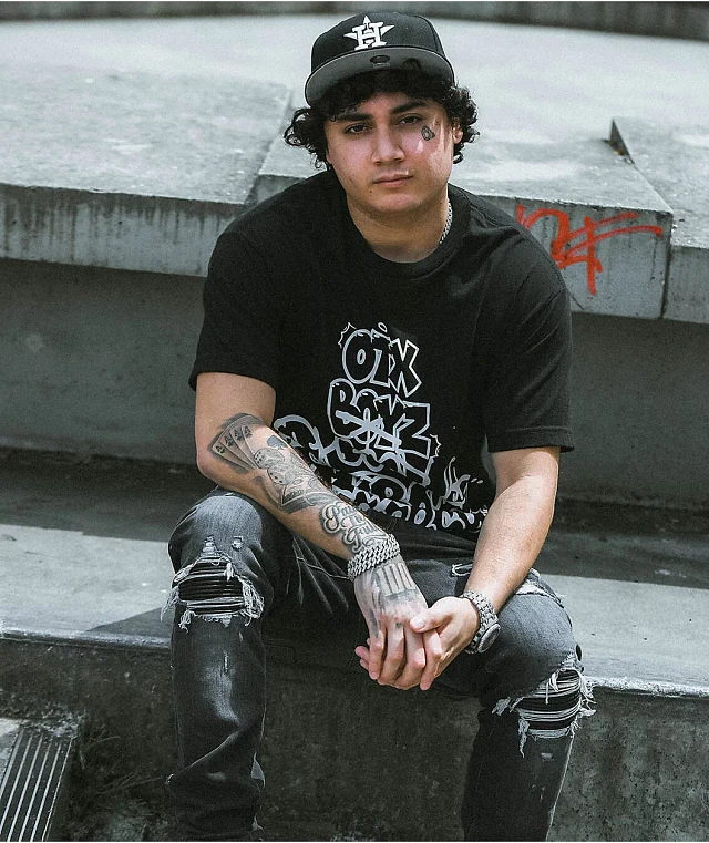 OTXBOYZ Throwie Black T-Shirt | MainPlace Mall