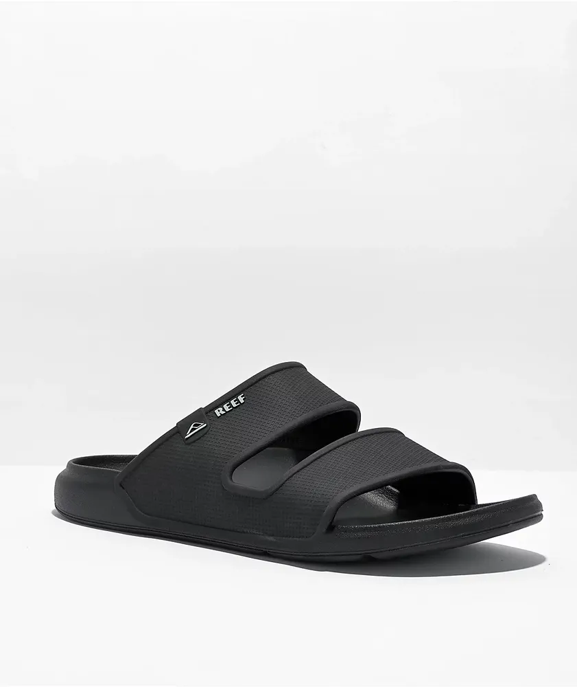 Zumiez slippers 2025