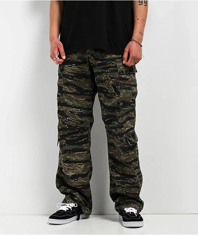 Zumiez cargo camo pants discount