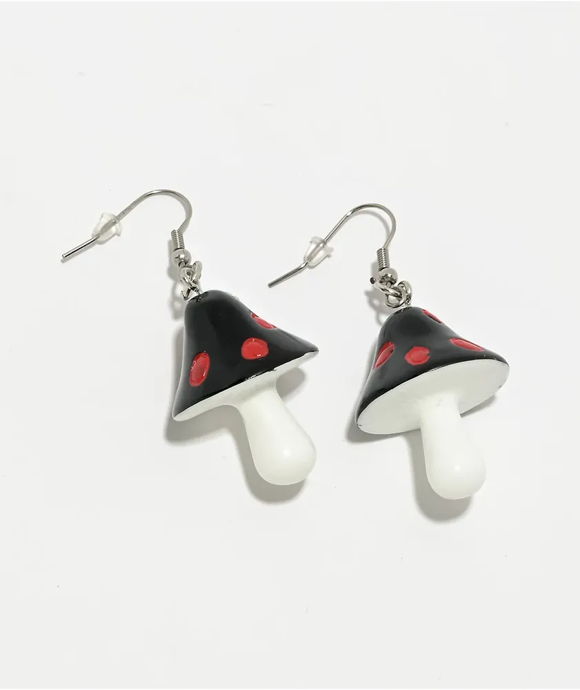 Zumiez earrings 2025