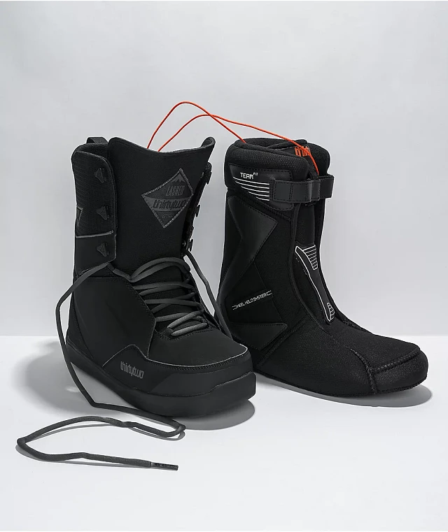 ThirtyTwo-Lashed-Black-