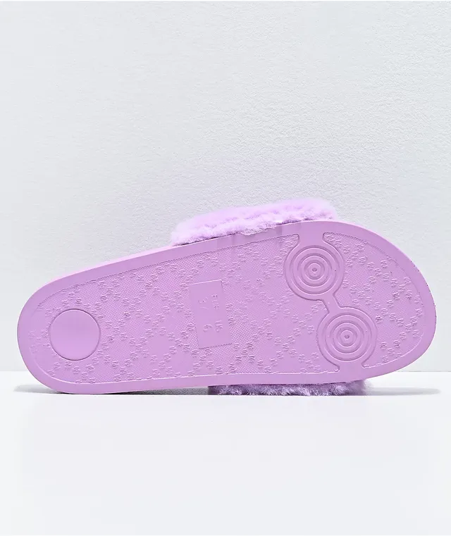 Fenty slides deals zumiez