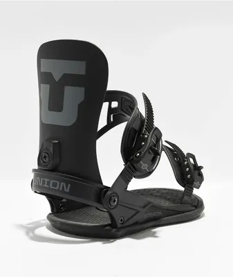 Union Strata Red Snowboard Bindings 2024 | Liberty Center