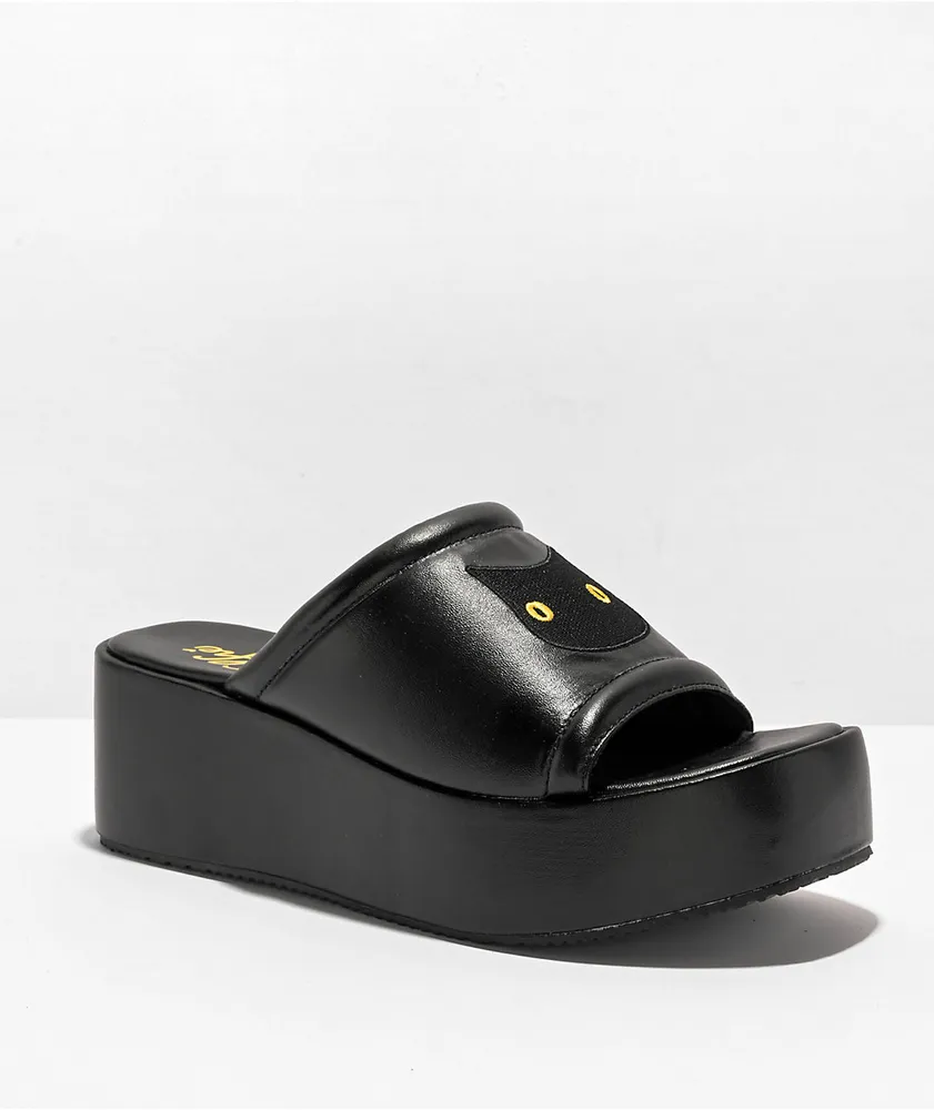Fenty slides zumiez 2025