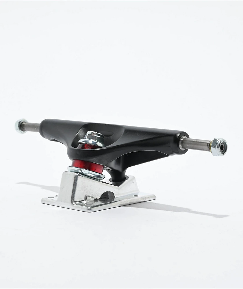 Venture Wide Awake V-Hollows Black 5.8 Skateboard Truck
