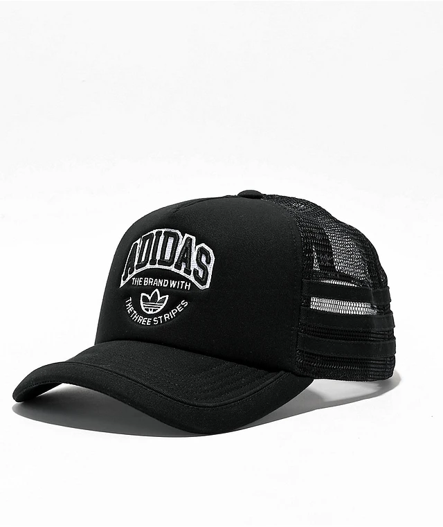 Trucker adidas store