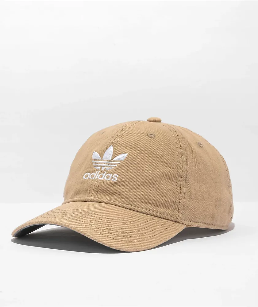 Beige best sale strapback hat