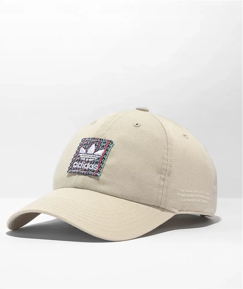 Beige best sale strapback hat