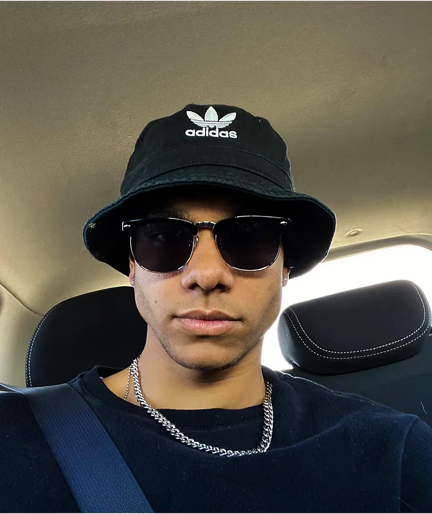 Adidas bucket sale hat zumiez