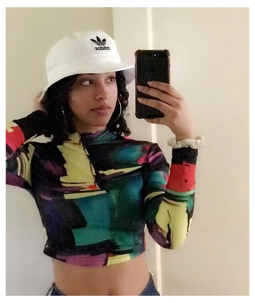 Adidas washed white bucket hotsell hat