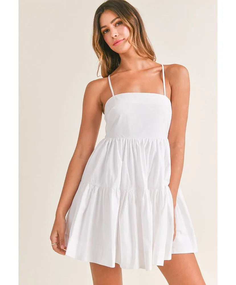 White dress dream clearance meaning