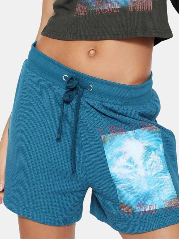 Thermals under outlet shorts