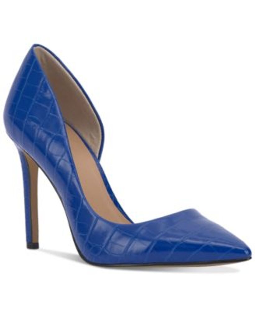 Macy's pumps sales