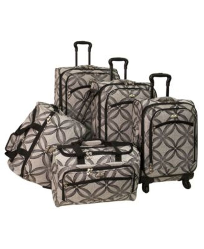American Flyer Clover 5 Piece Spinner Luggage Set | Dulles Town Center