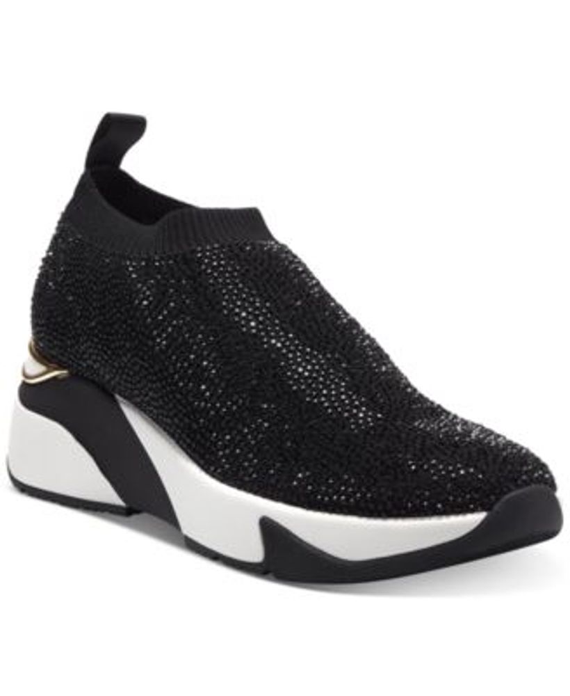 Nike wedge sneakers macy's 2025