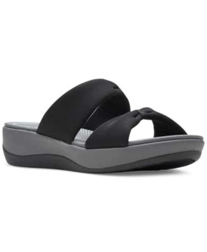 Clarks Women's Cloudsteppers Arla Coast ScrunchedStrap Sandals