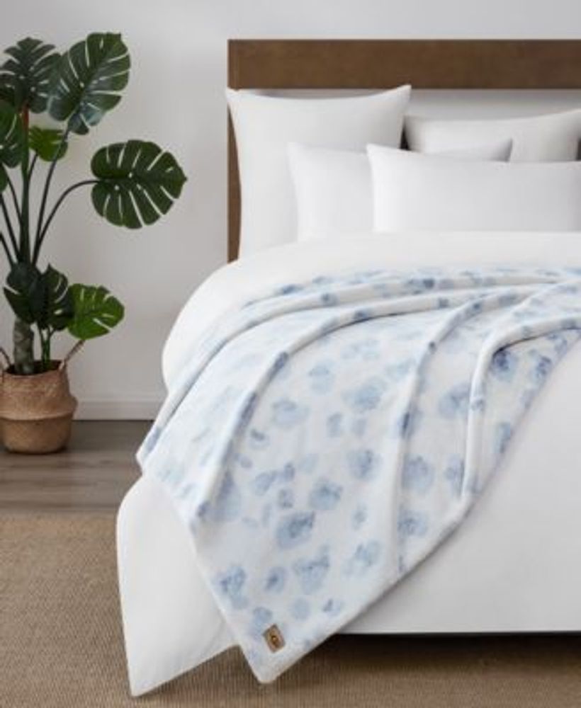 UGG Lorena Throw Blanket 70