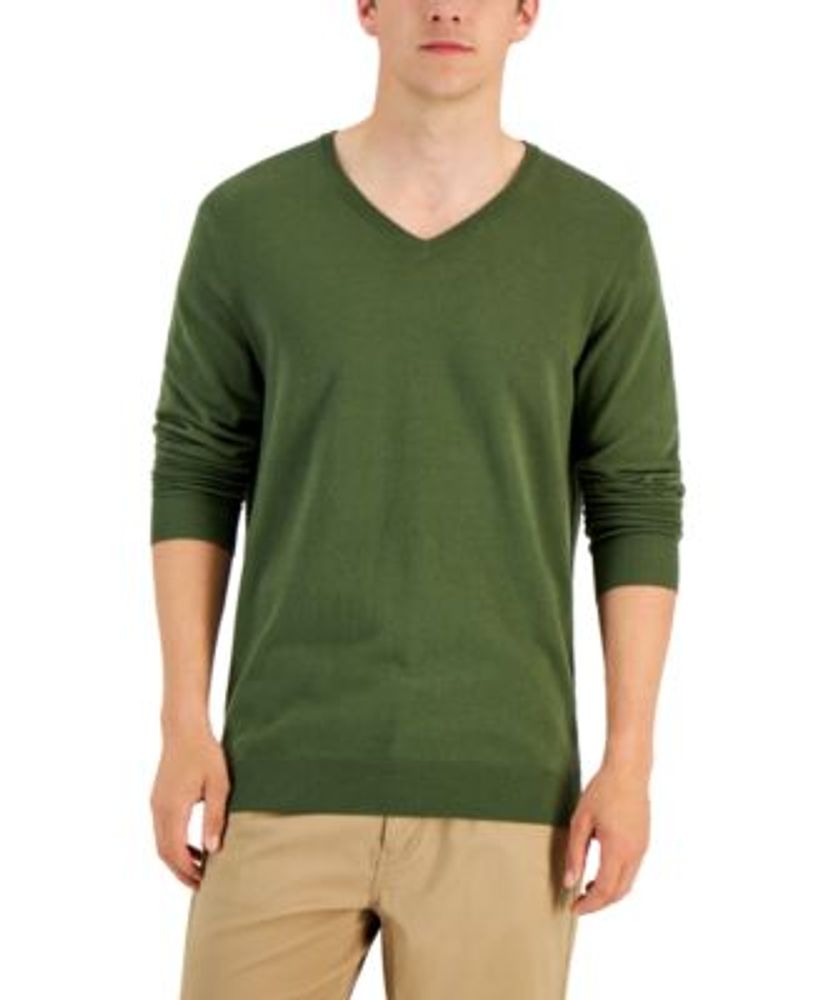 Alfani v hotsell neck sweater