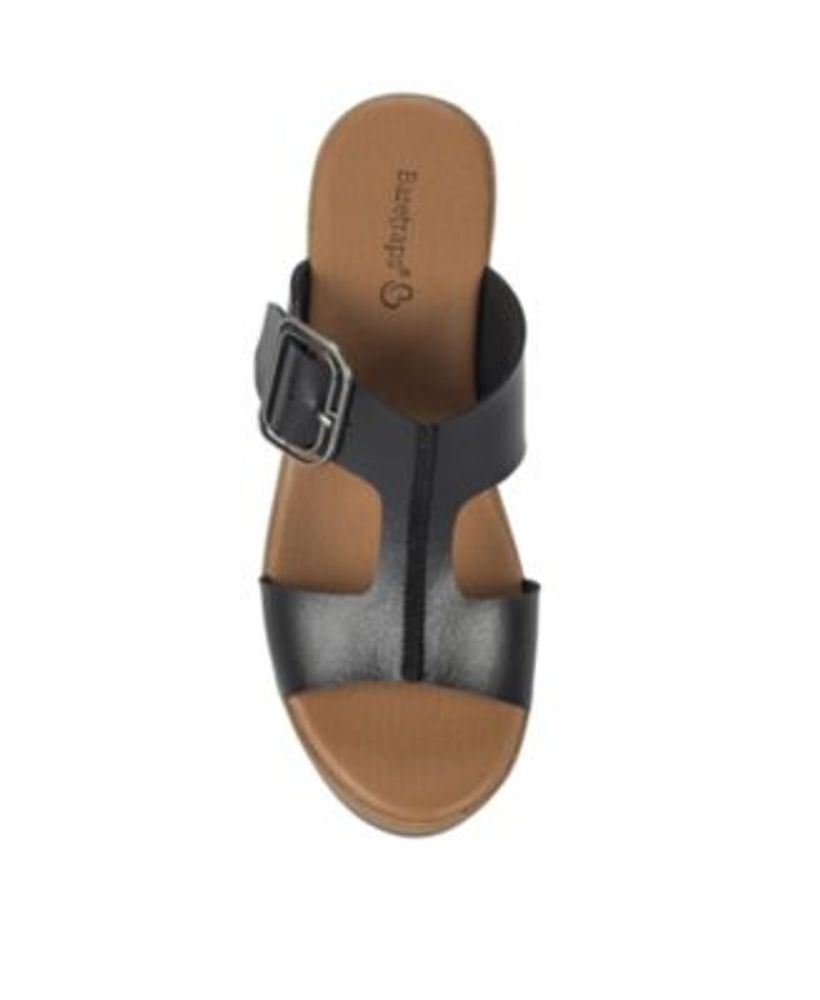 Baretraps Gwenney Block Heel Slide Sandals Mall of America