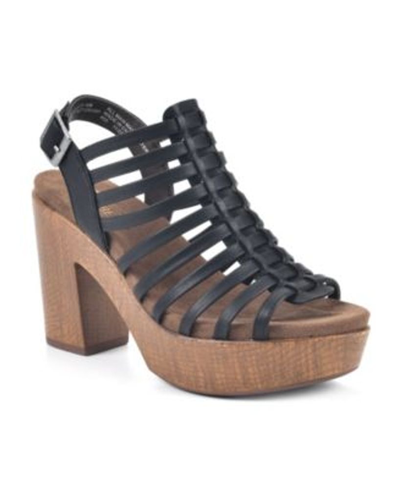 White Mountain Women's Astonish Platform Clog Sandals Mall of America®