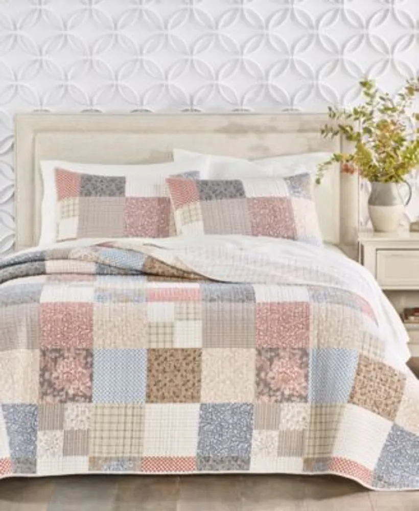 Macys quilts deals