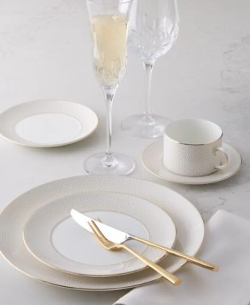 Waterford dinnerware hotsell