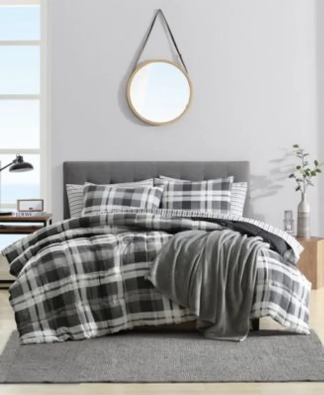 Ugg dakota plaid 2025 duvet