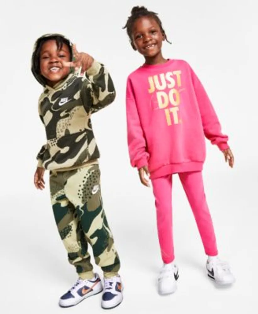 Nike pink sales camo hoodie