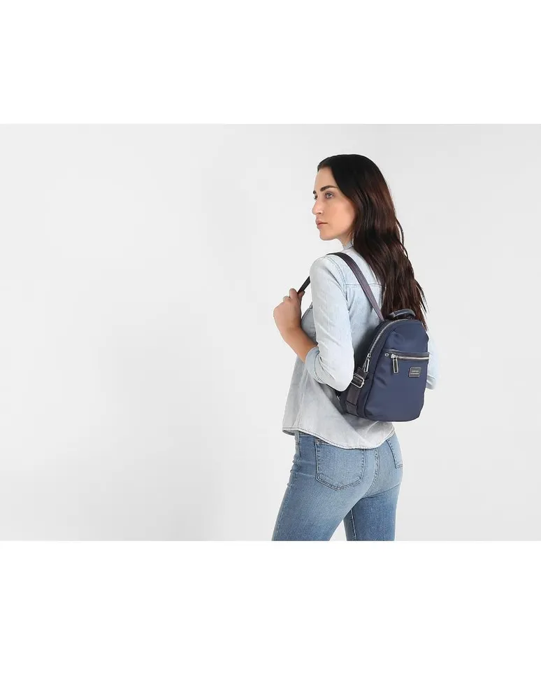 Mini backpack sales calvin klein