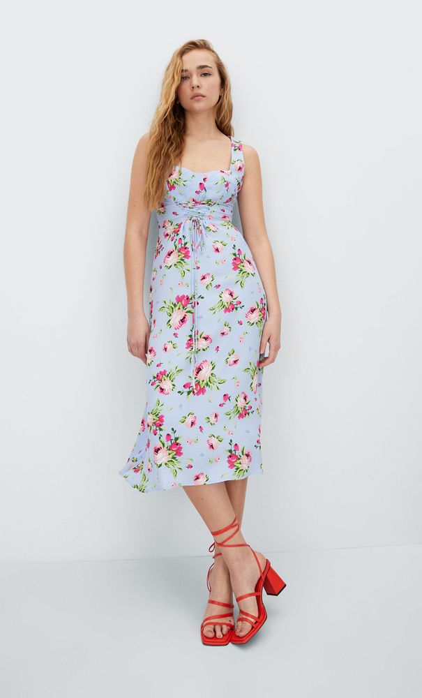 Robes stradivarius on sale