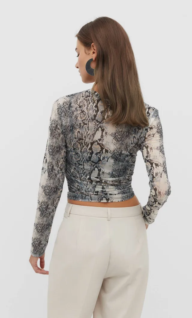Camiseta on sale tul stradivarius
