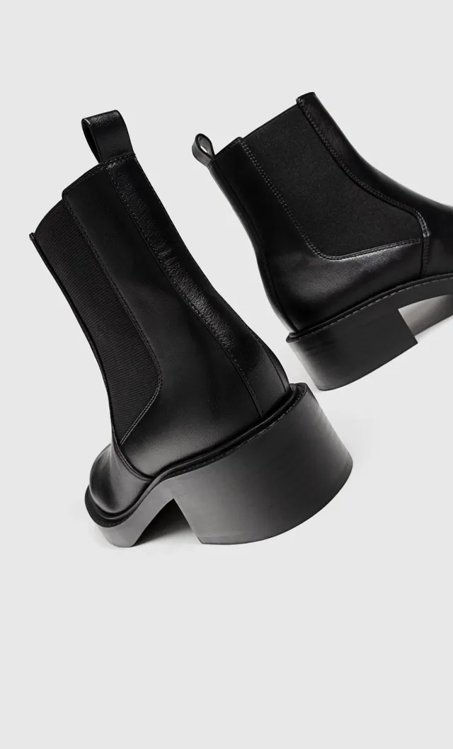 Stradivarius Botines planos pelo piel Paseo Interlomas Mall