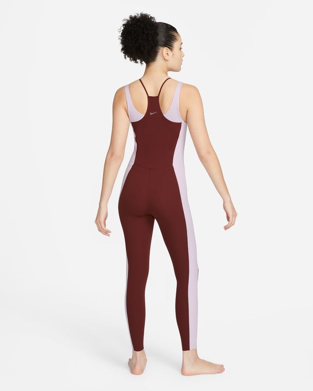 nike yoga dri-fit luxe women's 7/8 color-block jumpsuit