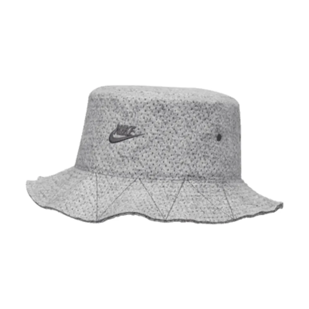 Nike full hotsell brim hat