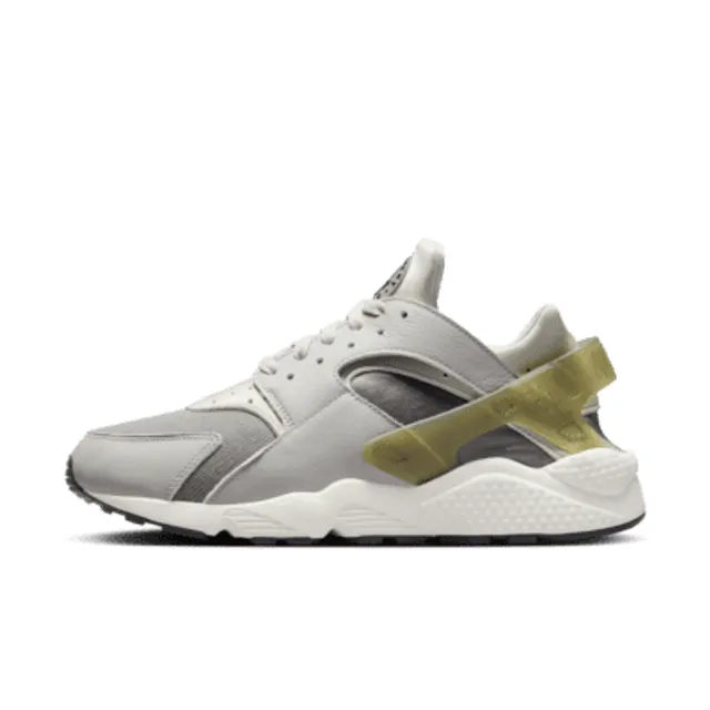 Nike Air Huarache Craft Women's Shoes. UK | King's Cross