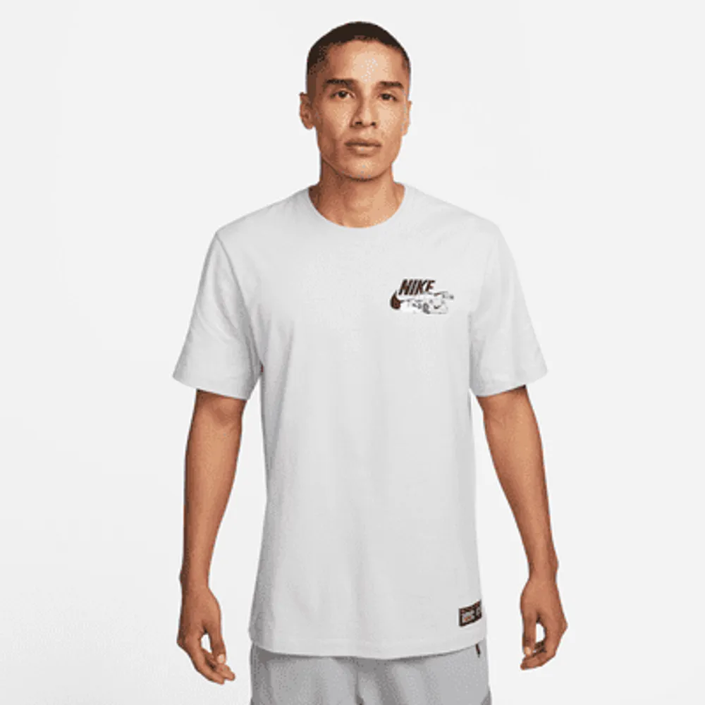Nike Sportswear Men's NYC Cab T-Shirt. Nike.com | The Summit