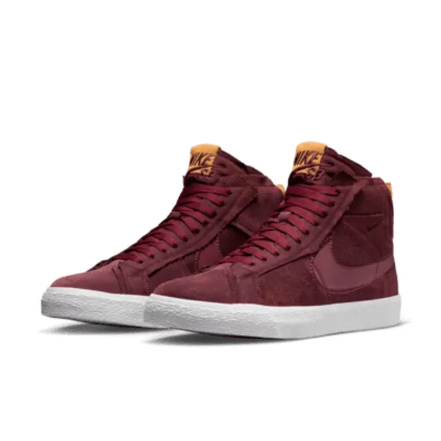 Burgundy nike 2024 skate shoes