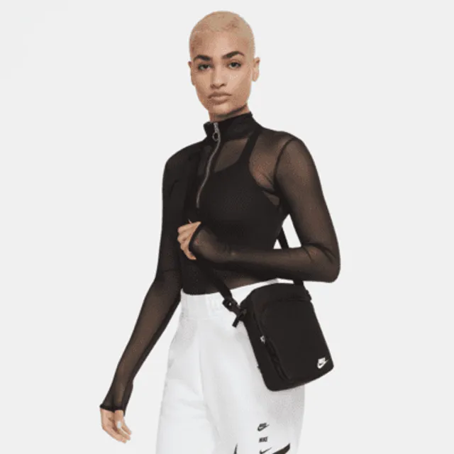Nike air deals max neck bag