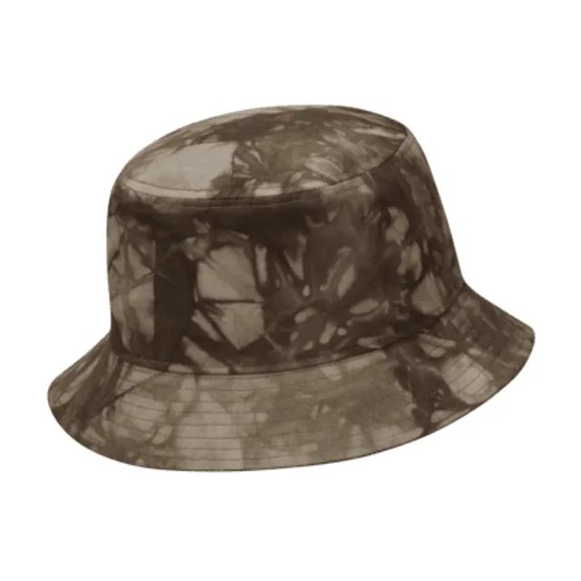 Nikelab camo cheap bucket hat