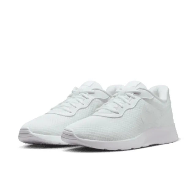 Nike tanjun white top silver