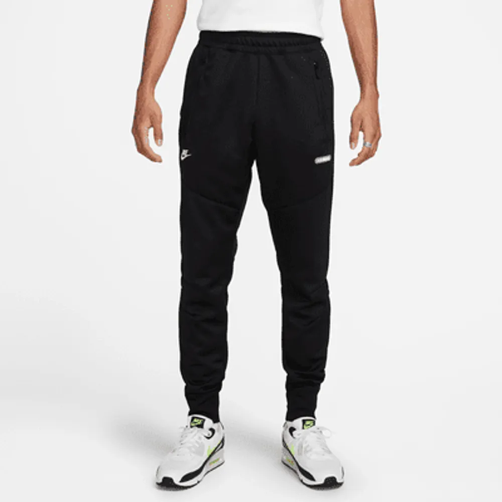 Nike air max joggers hot sale black