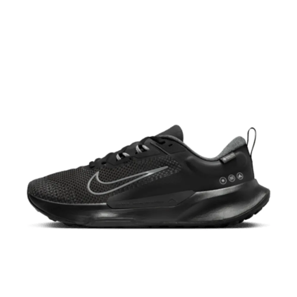 Nike black shop waterproof shoes