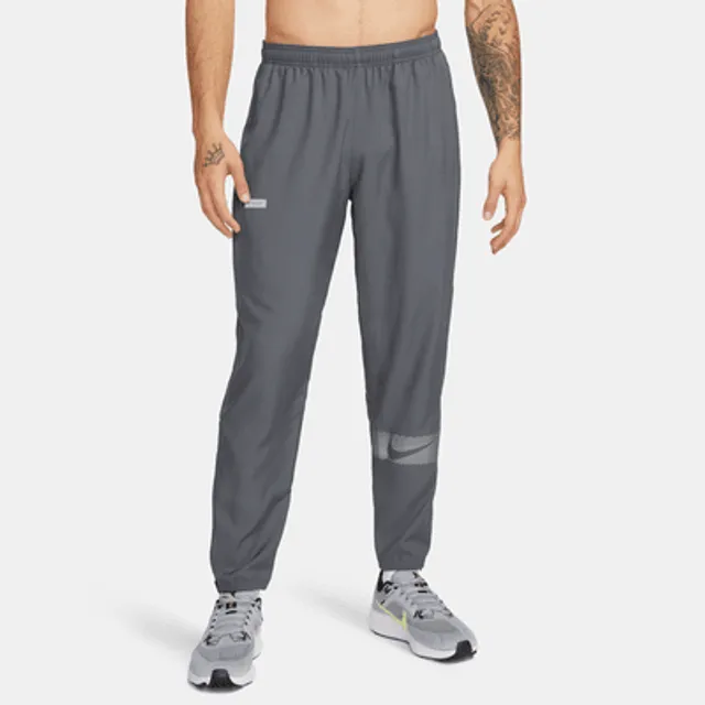 Men's phenom essential outlet woven running pants